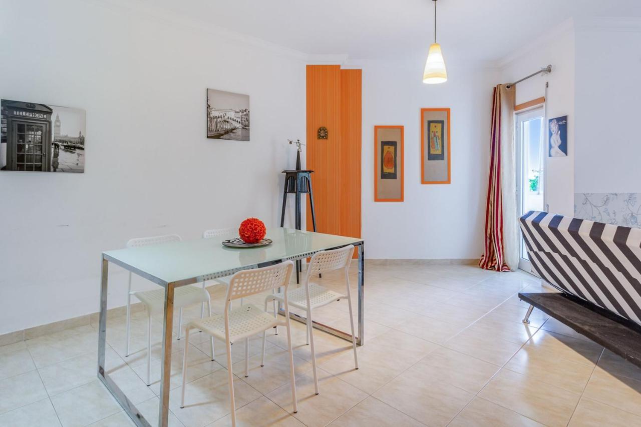 Spacious 2 Bdr Apartment W/ Patio By Lovelystay Armacao de Pera Ngoại thất bức ảnh